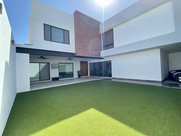 Casa en renta en Las Villas, Torreón — foto 3 de 32