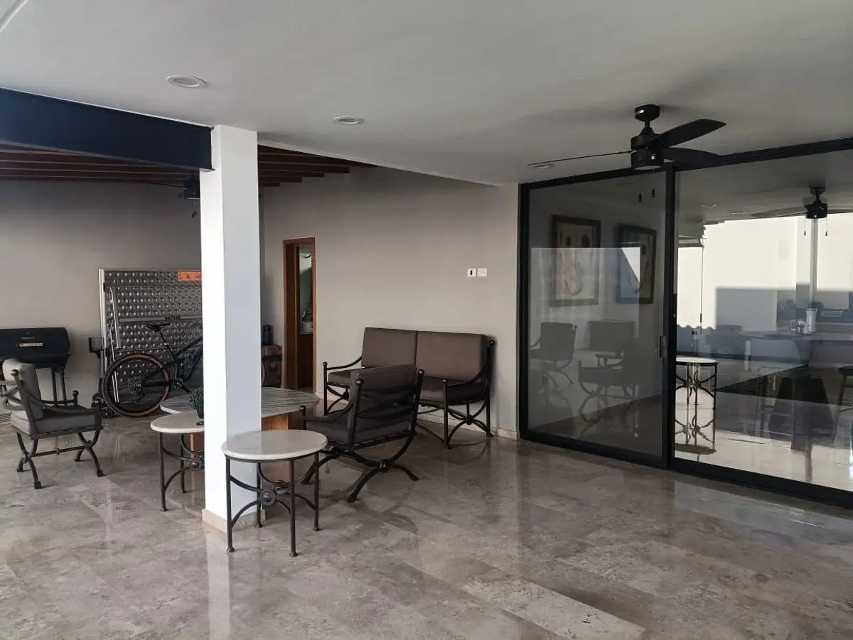 Casa en renta en Villas de Irapuato, Irapuato — foto 1 de 26