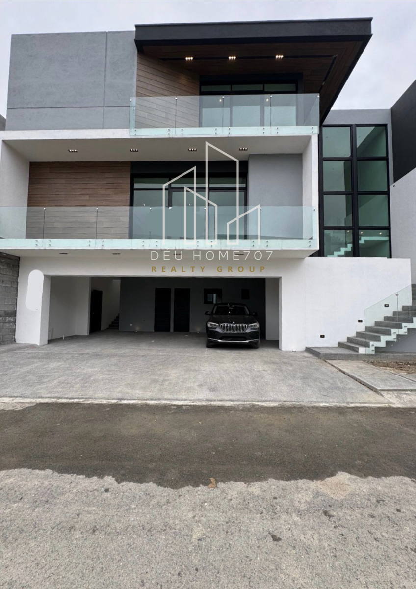 Casa en venta en Bosques de las Misiones Sector Reserva, Santiago — foto 1 de 19