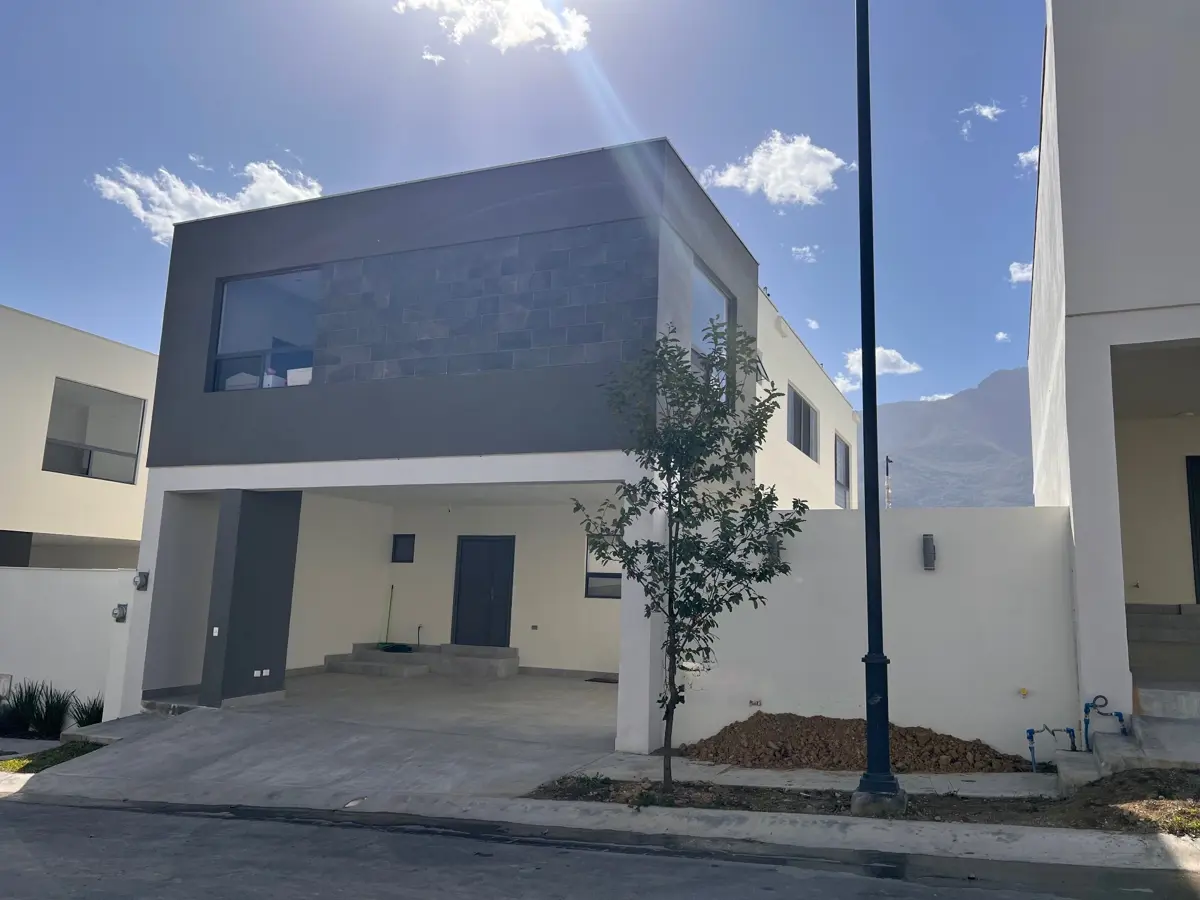 Casa en venta en Los Linos, Santiago — foto 1 de 46