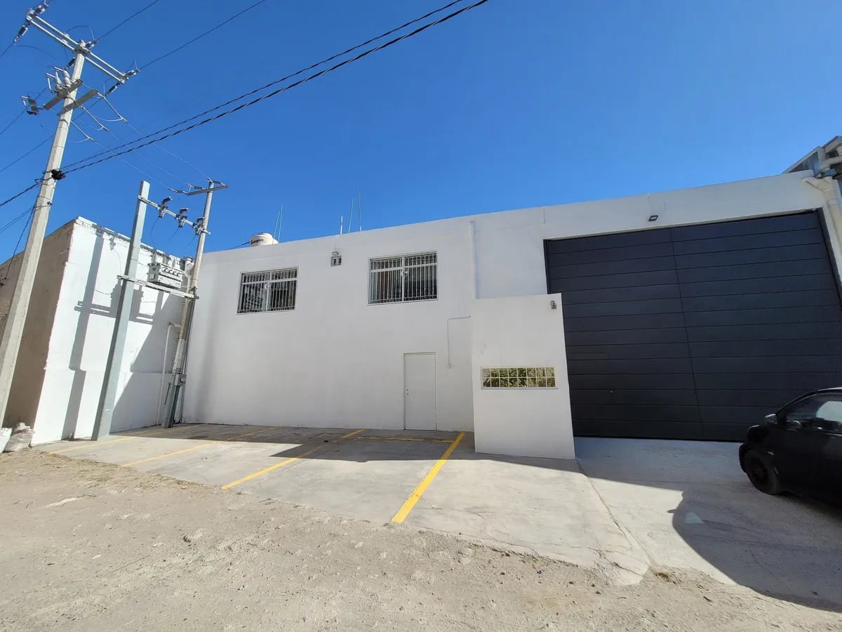 Bodega en renta en Los Sauces, Tlajomulco de Zúñiga — foto 1 de 9
