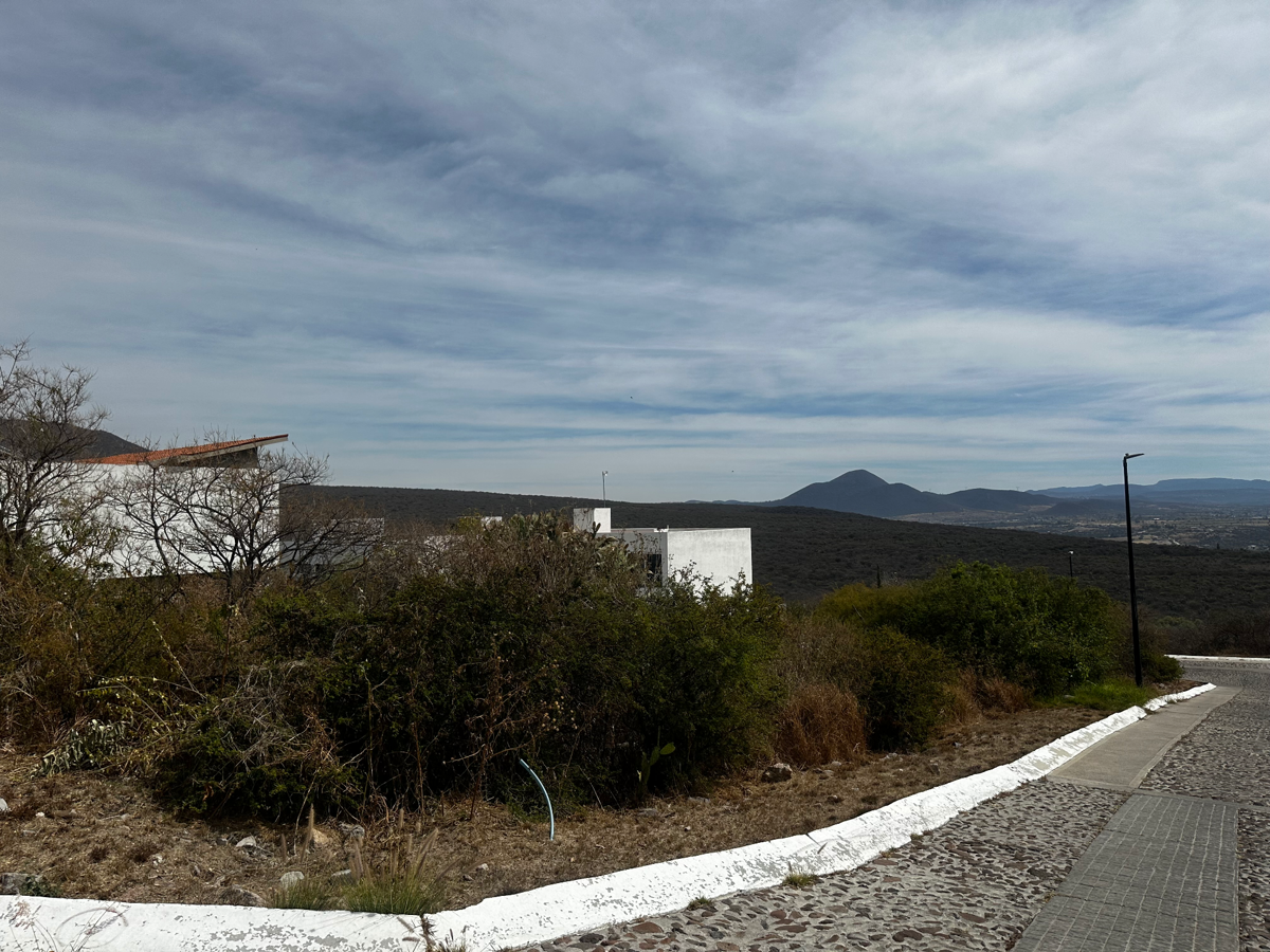 Terreno en venta en Vista Real y Country Club, Corregidora — foto 1 de 20