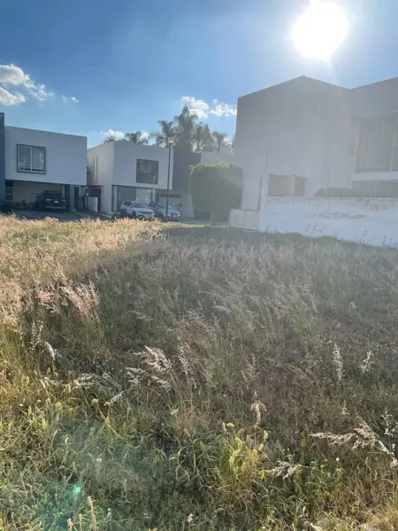 Terreno en venta en El Manantial, Tlajomulco de Zúñiga — foto 2 de 8