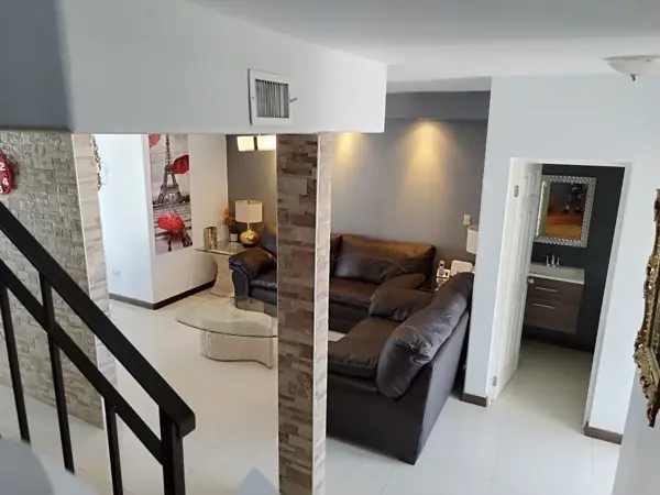 Casa en renta en Calzada del Sol, Juárez — foto 3 de 29