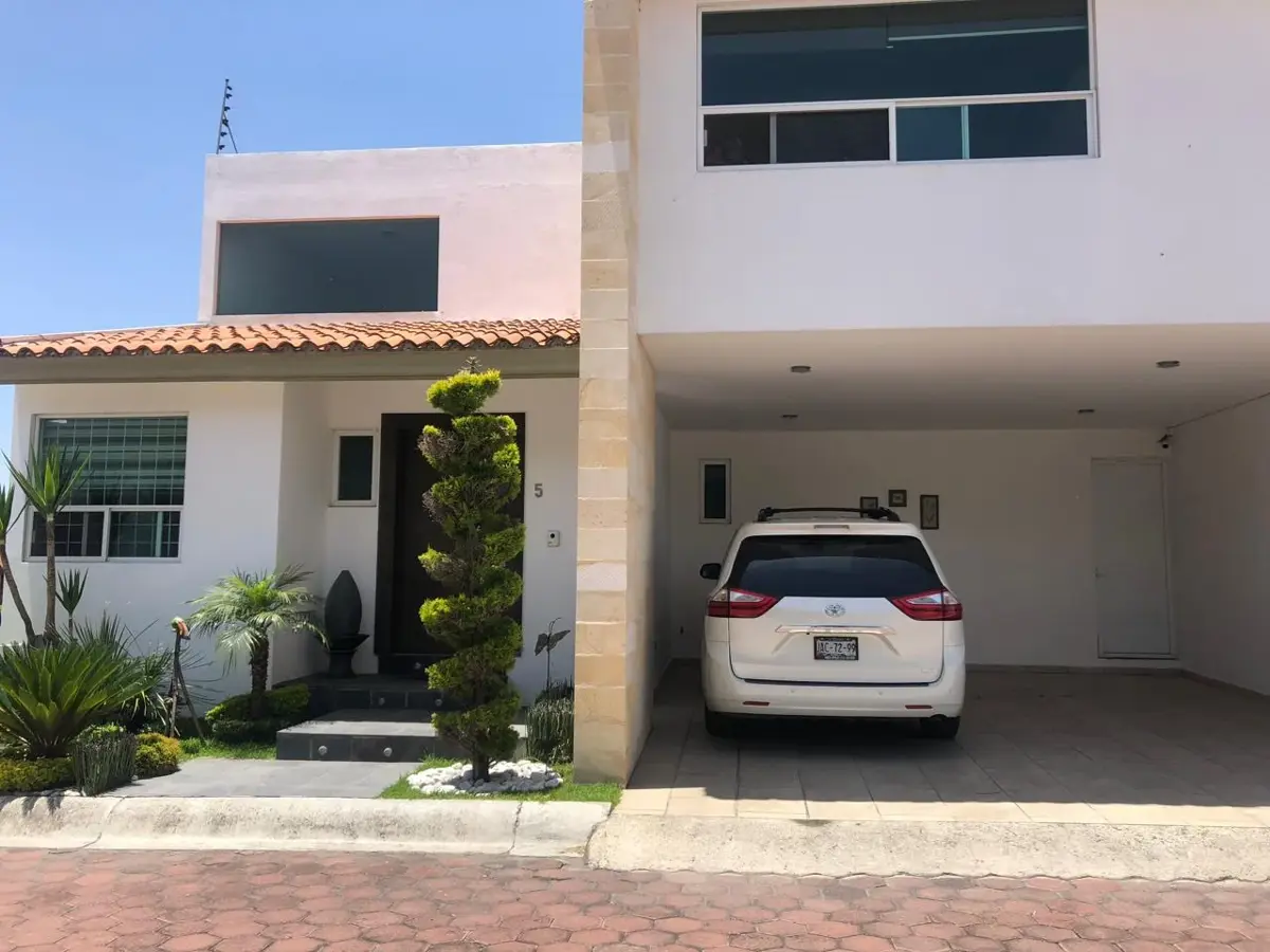 Casa en venta en Zerezotla, San Pedro Cholula — foto 1 de 30