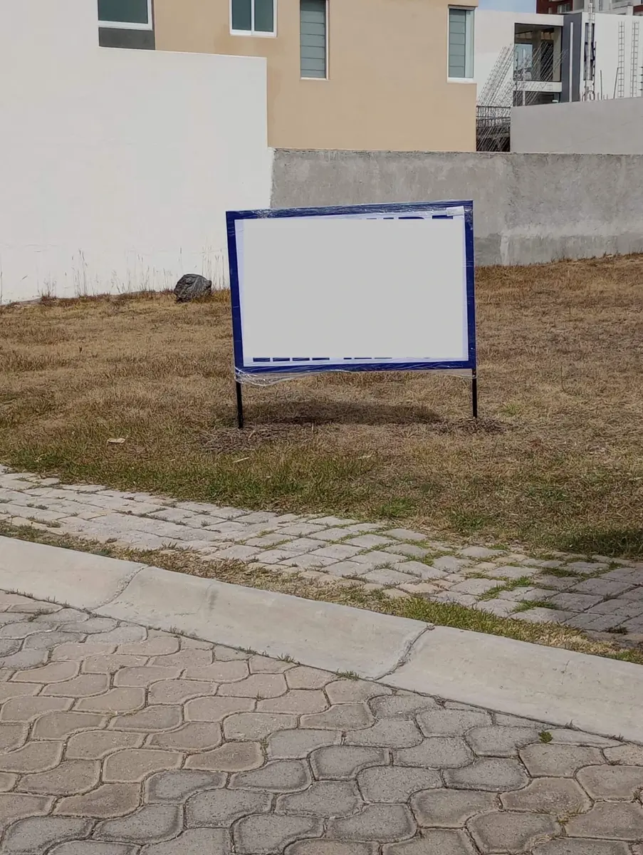 Terreno en venta en Lomas de Angelópolis, San Andrés Cholula — foto 1 de 3