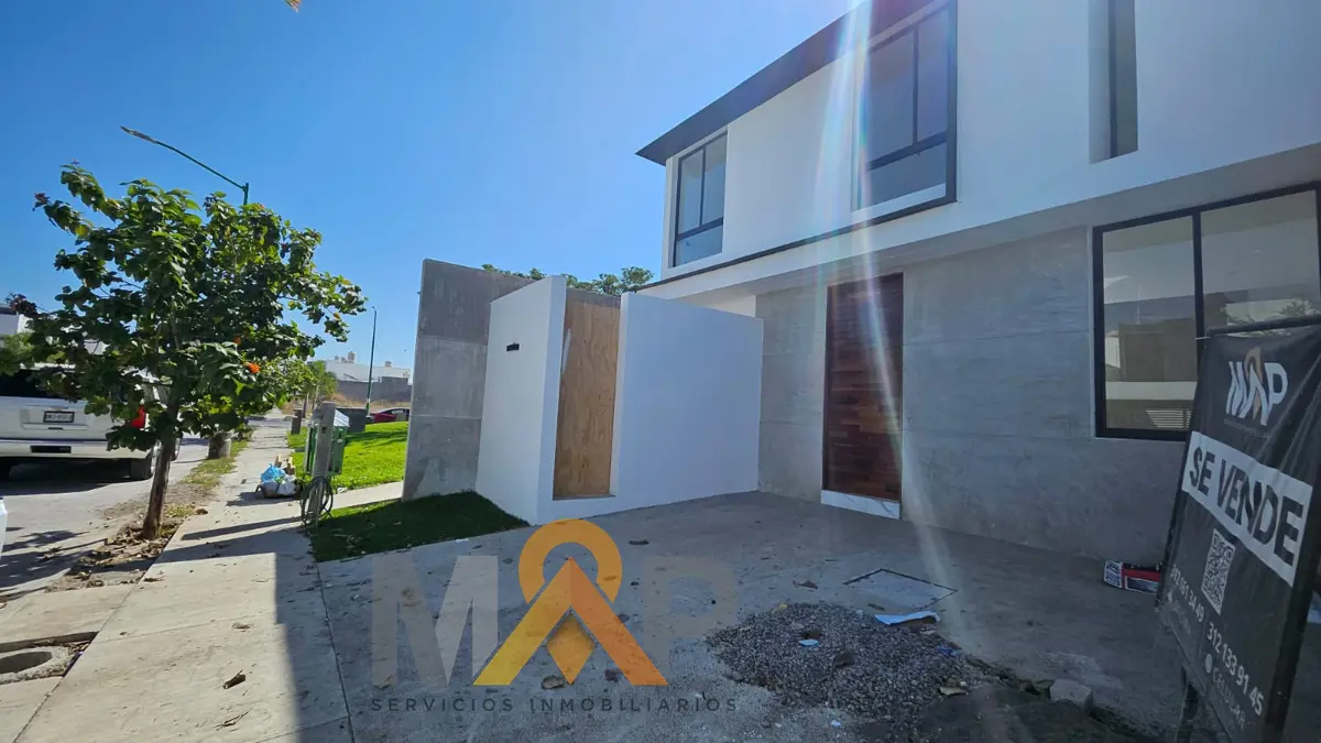 Casa en venta en Colinas del Real, Villa de Álvarez — foto 1 de 16