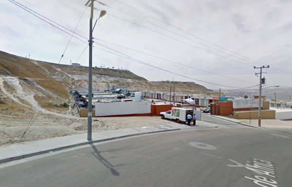 Casa en venta en El Laurel I, Tijuana — foto 3 de 9