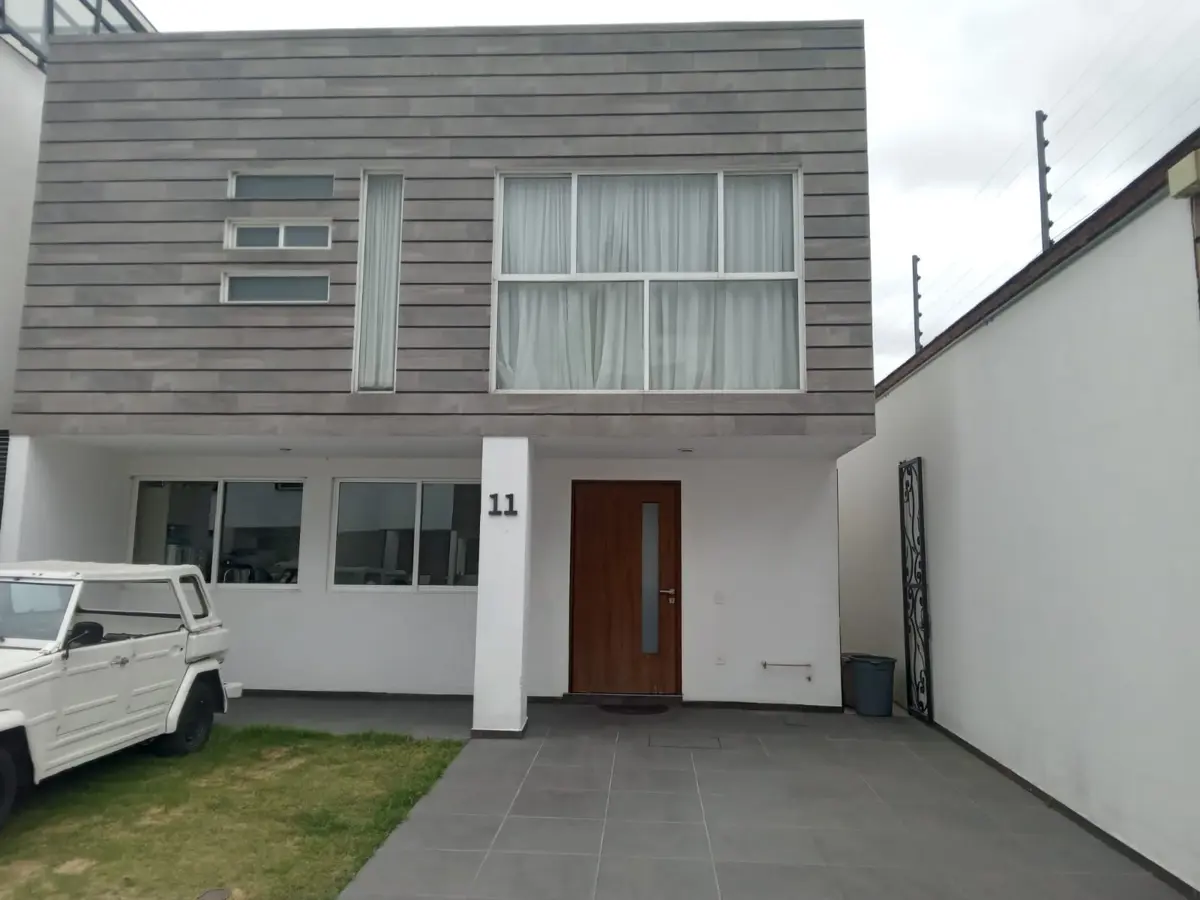 Casa en renta en San Miguel Totocuitlapilco, Metepec — foto 1 de 15
