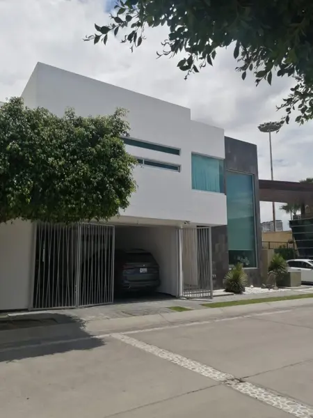 Casa en venta en Lomas de Angelópolis, San Andrés Cholula — foto 2 de 23