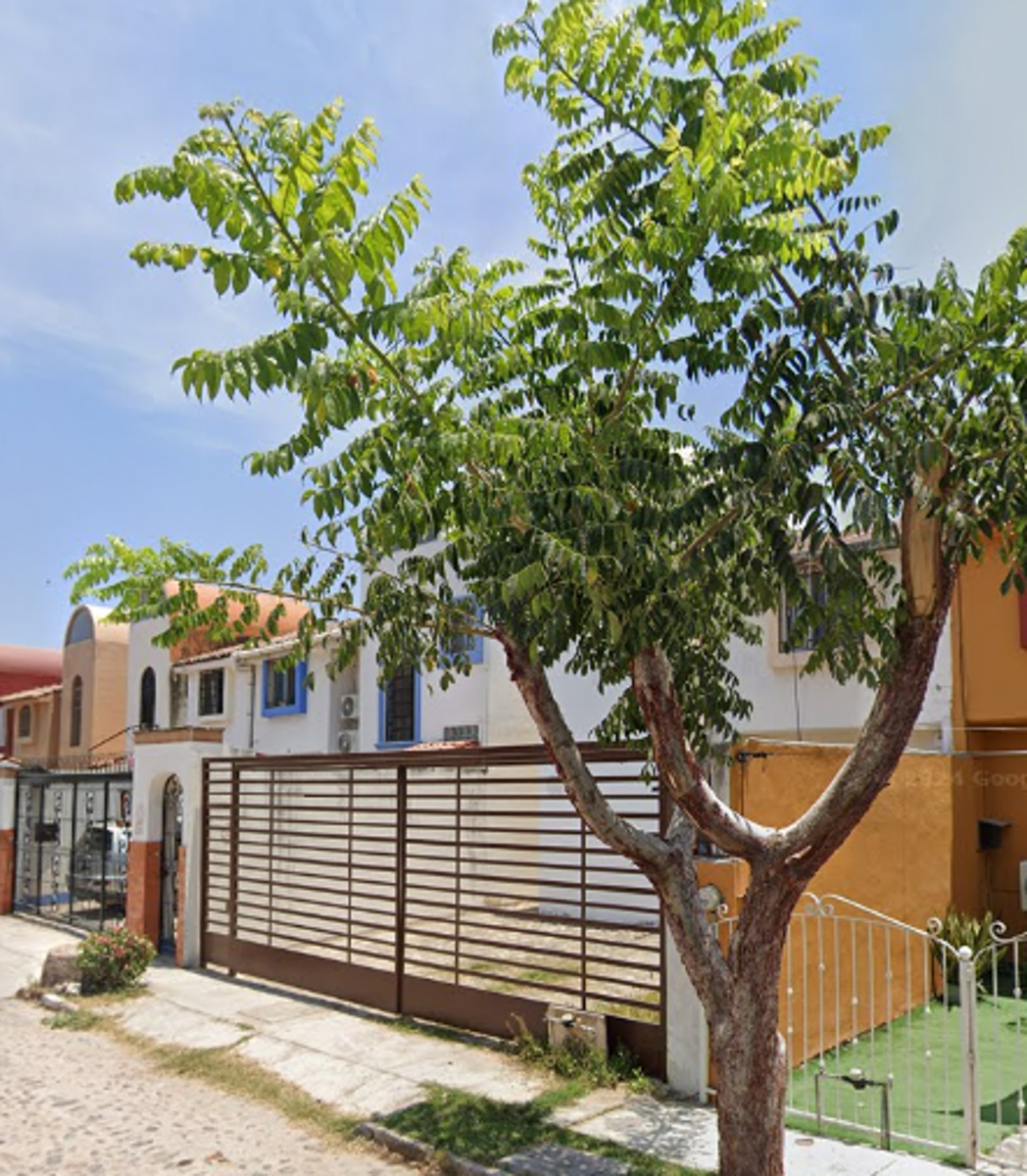 Casa en venta en Delfines, Puerto Vallarta — foto 1 de 11