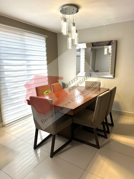 Casa en venta en Santa María, García — foto 3 de 11
