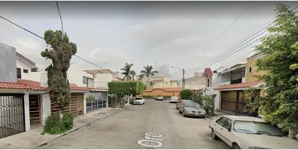Casa en venta en Lomas de La Victoria, San Pedro Tlaquepaque — foto 3 de 9