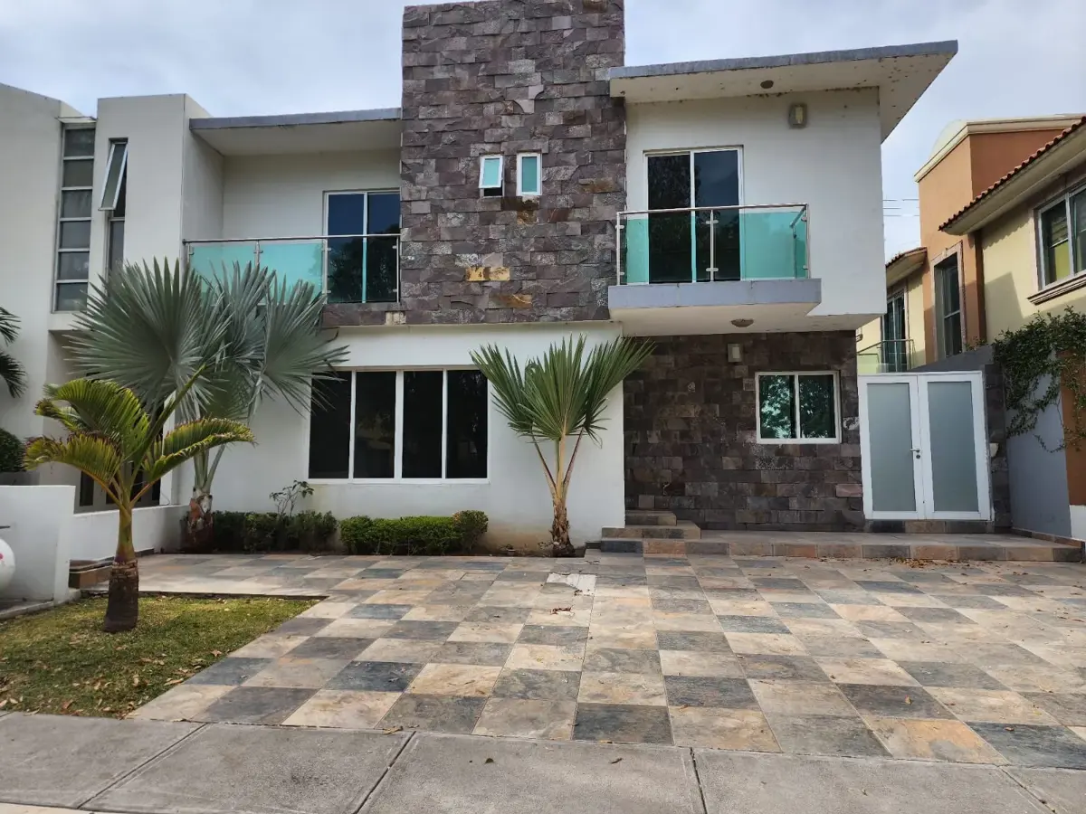Casa en renta en San Antonio de Ayala, Irapuato — foto 1 de 8