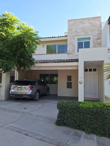 Casa en venta en Residencial Lomas Punta del Este, León, Guanajuato