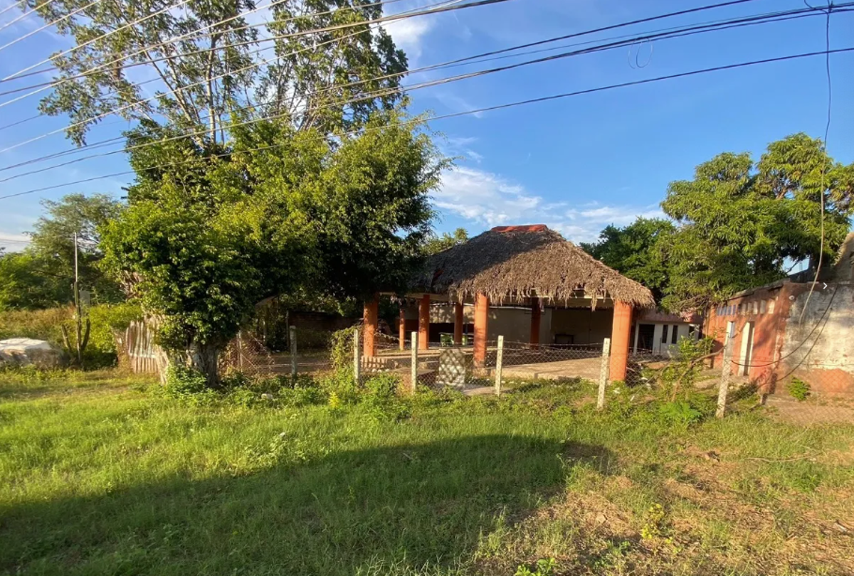 Terreno en venta en El Coacoyul, Zihuatanejo de Azueta — foto 1 de 14