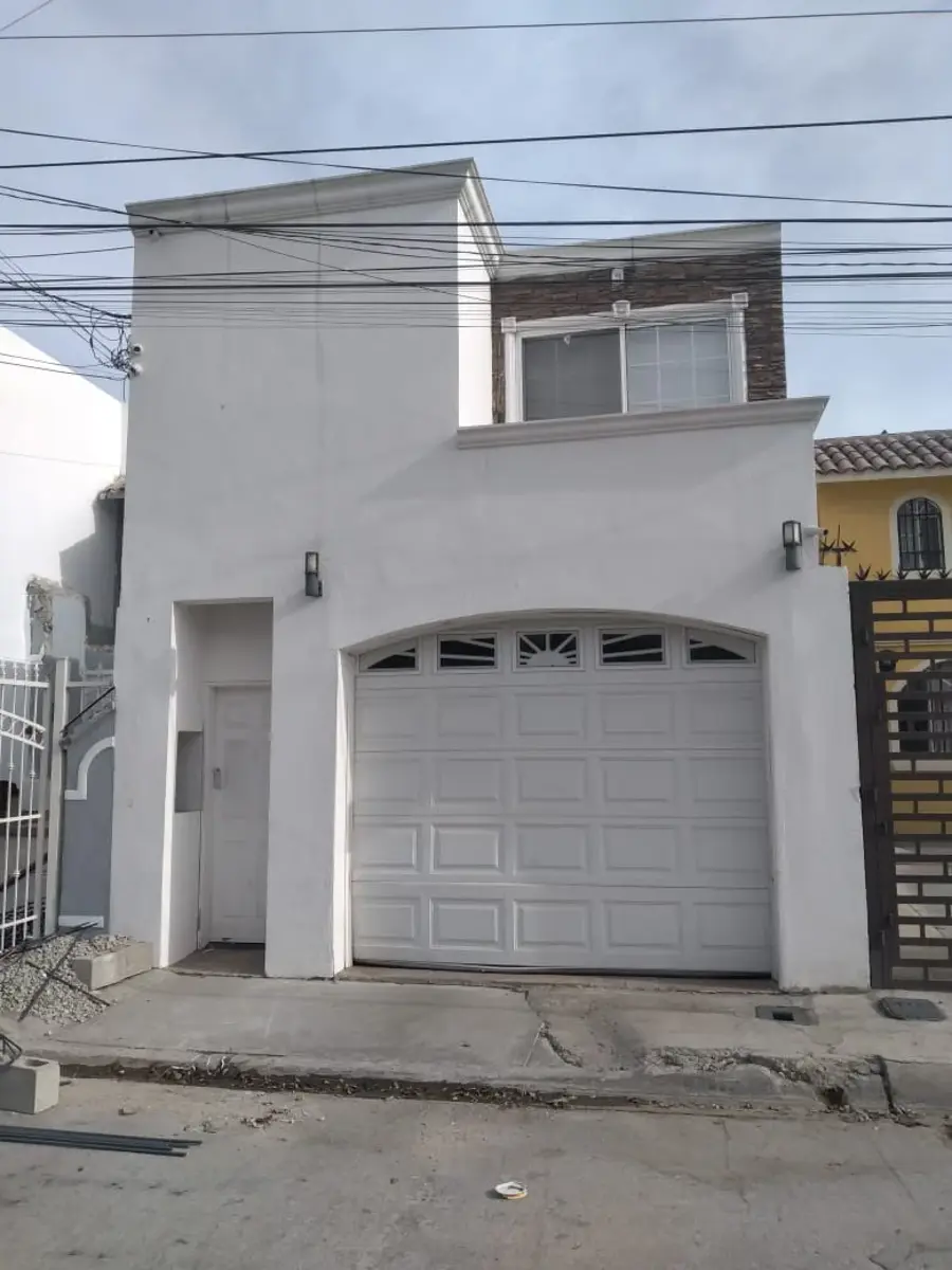 Casa en renta en Jardines de la Mesa, Tijuana — foto 1 de 21