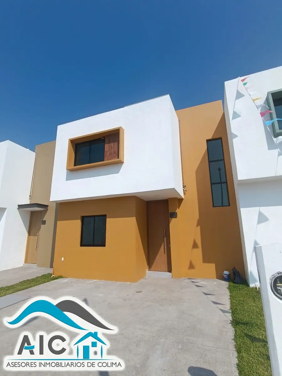 Casa en venta en Lindavista, Villa de Álvarez — foto 1 de 2