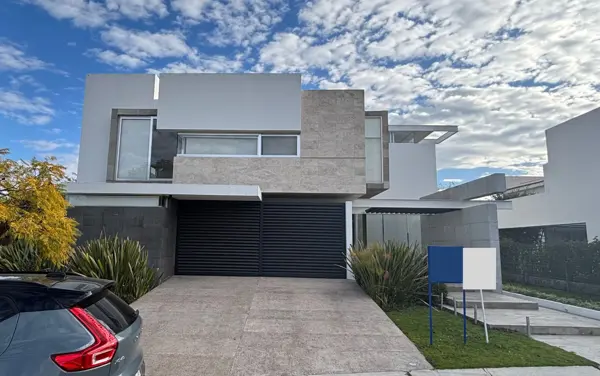 Casa en venta en El Campanario, Querétaro, Querétaro