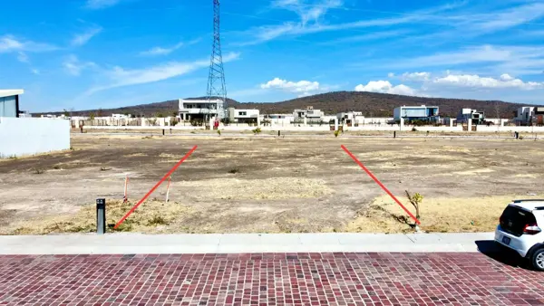 Terreno en venta en La Valenciana, León — foto 2 de 7