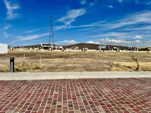Terreno en venta en La Valenciana, León — foto 3 de 7