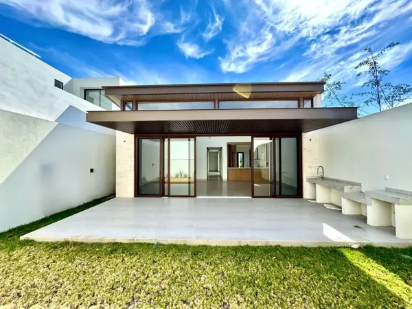 Casa en venta en La Valenciana, León — foto 2 de 23
