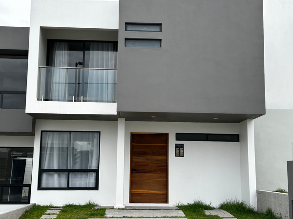 Casa en venta en Tejeda, Corregidora, Querétaro