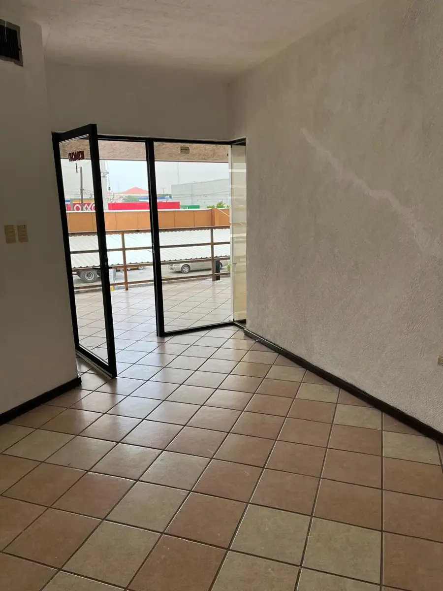 Oficina en renta en Nueva California, Torreón — foto 1 de 6