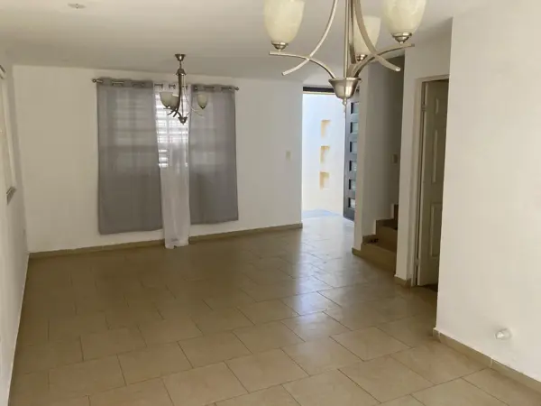 Casa en venta en Portales, Ramos Arizpe — foto 2 de 16