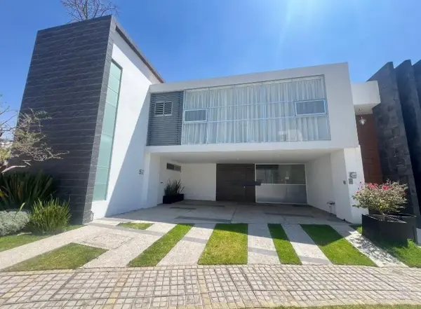 Casa en venta en Lomas de Angelópolis, San Andrés Cholula — foto 2 de 35