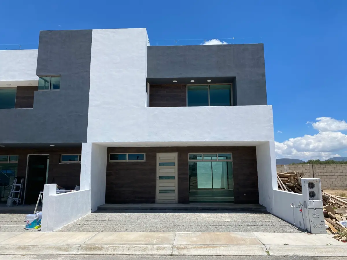 Casa en venta en El Saucillo, Mineral de la Reforma — foto 1 de 30