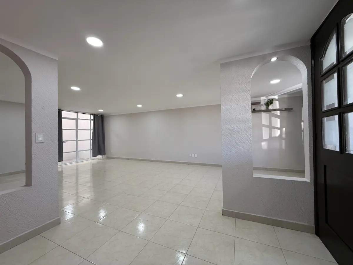 Casa en venta en Real de Medinas, Pachuca de Soto — foto 1 de 20
