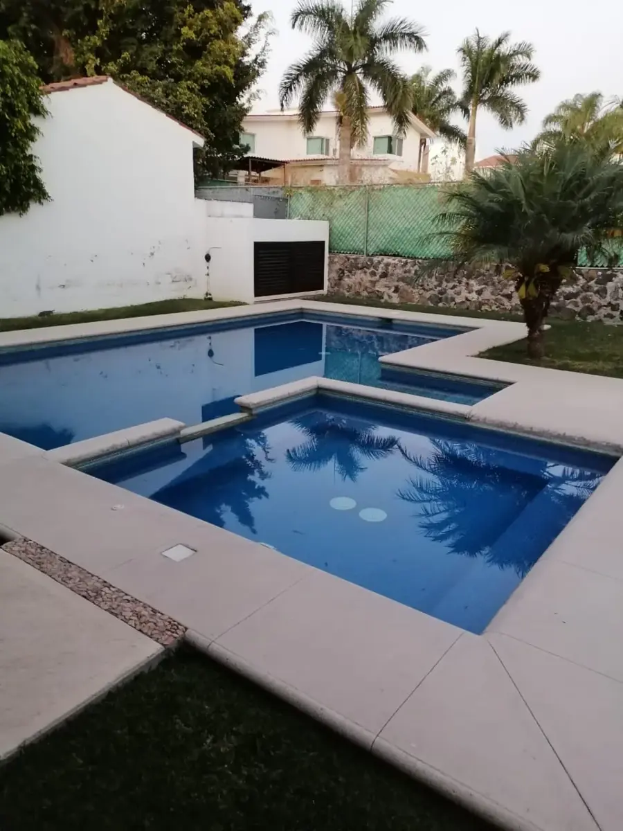 Casa en venta en Lomas de Cocoyoc, Atlatlahucan — foto 1 de 18