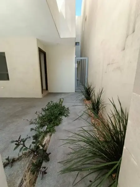 Casa en venta en Cumbres Madeira, Monterrey — foto 3 de 15