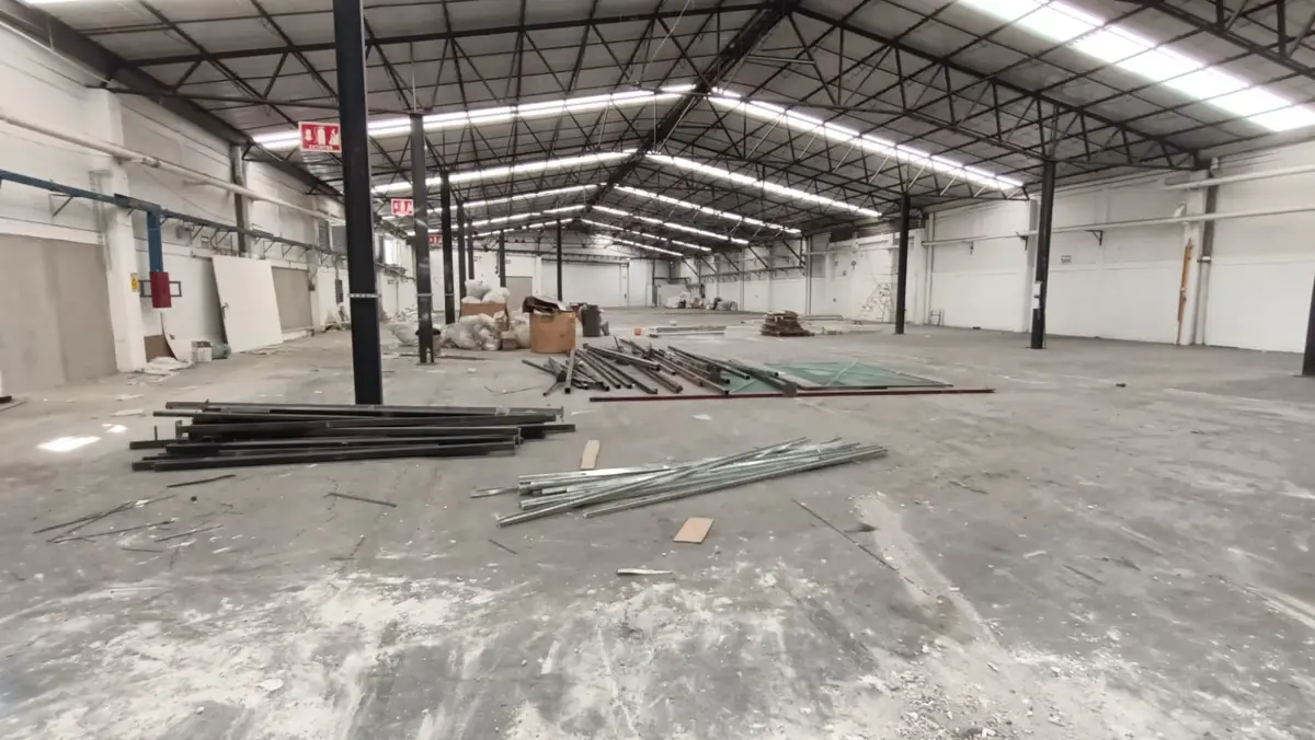 Bodega en renta en Los Reyes, Tlalnepantla de Baz — foto 1 de 2