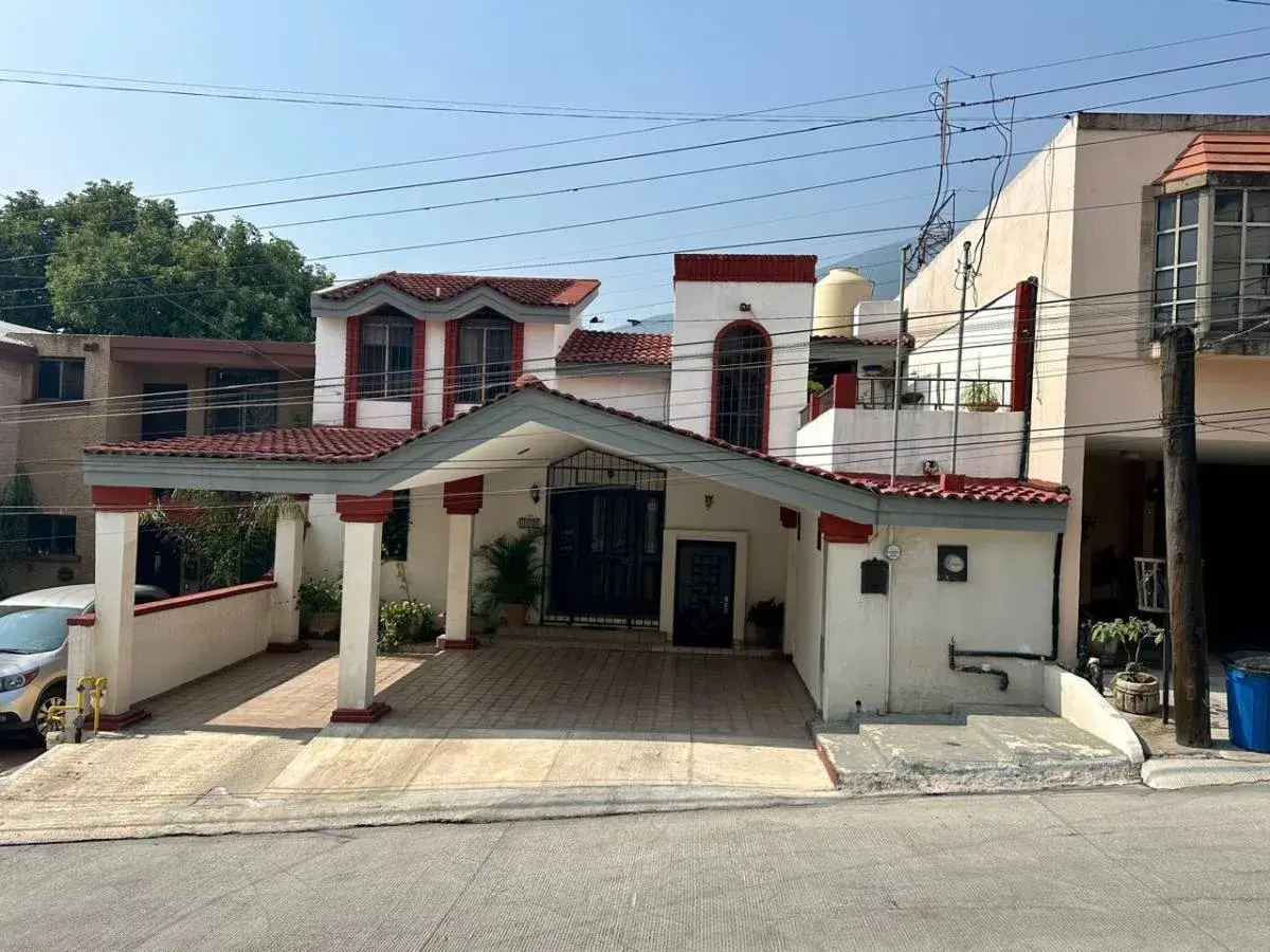Casa en venta en Colinas de San Jerónimo, Monterrey — foto 1 de 30