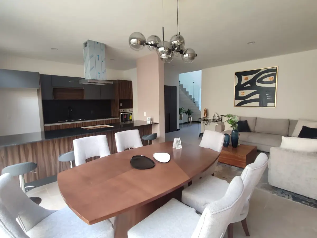 Casa en venta en Puerta Madero, Morelia — foto 1 de 25