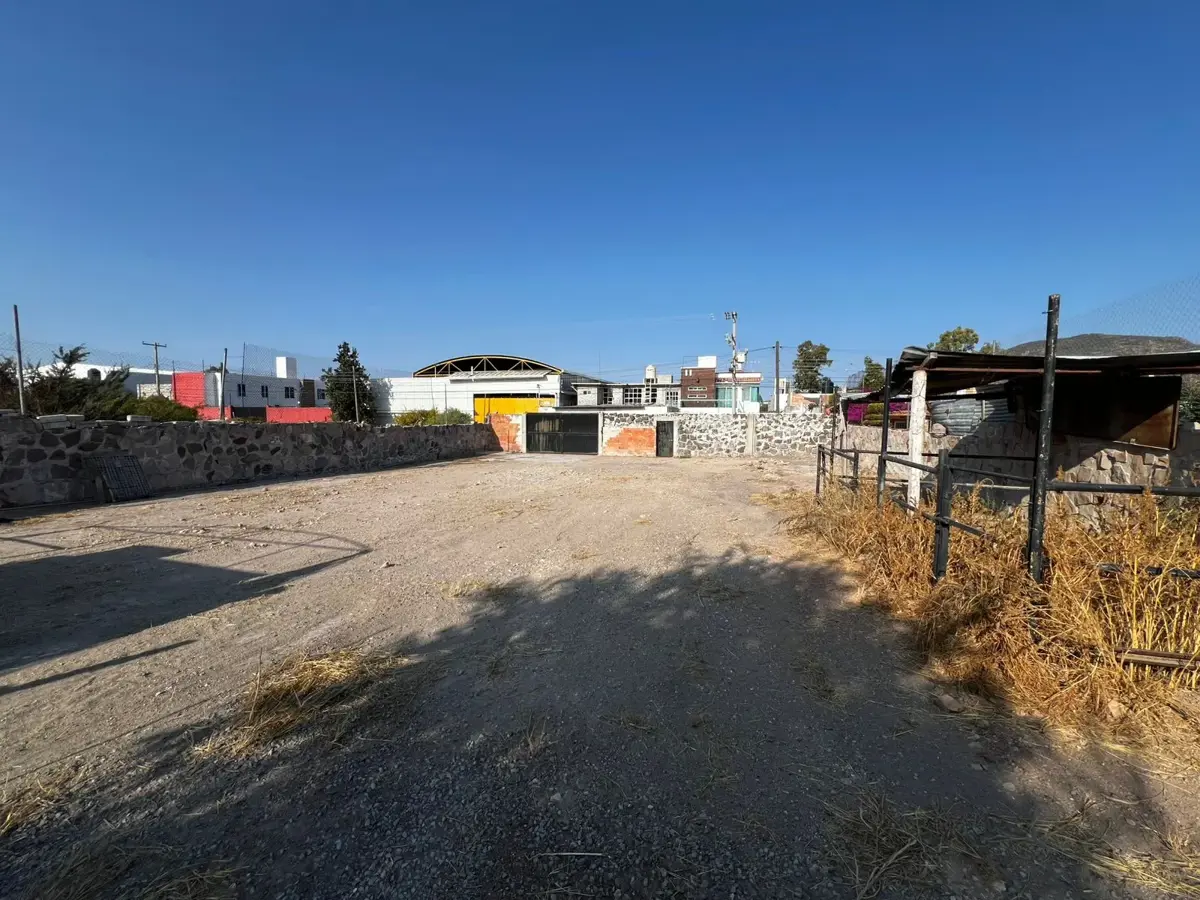Terreno en renta en Granjas Banthi, San Juan del Río — foto 1 de 17
