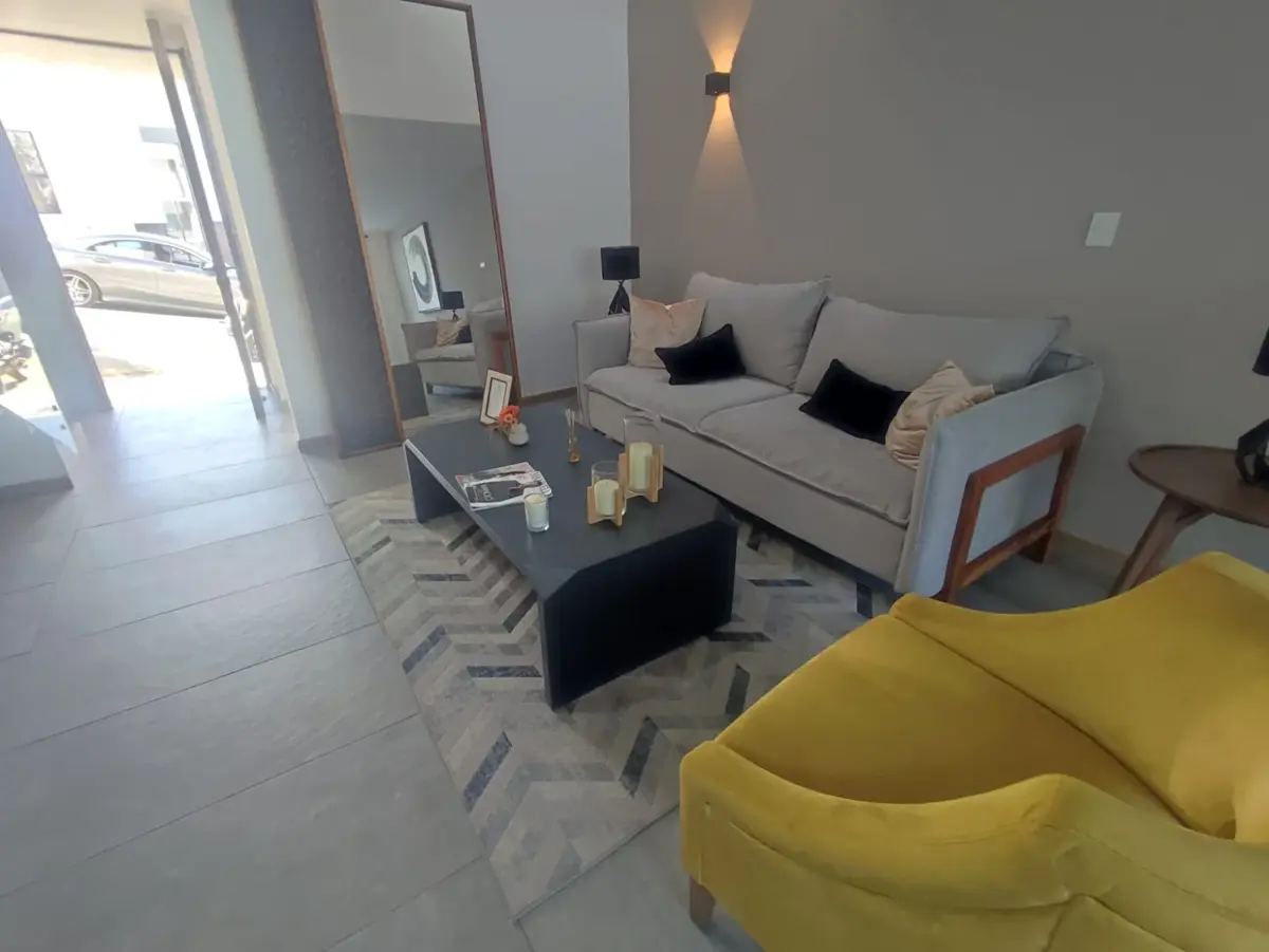 Casa en venta en Ampliación Hacienda de la Huerta, Morelia — foto 1 de 19
