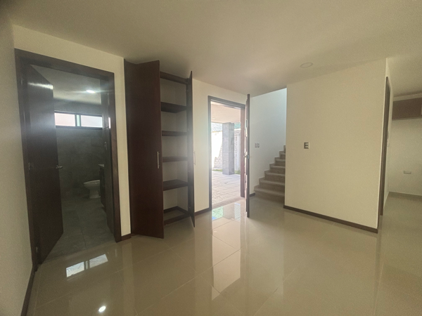Casa en venta en Zona Cementos Atoyac, Puebla — foto 2 de 17