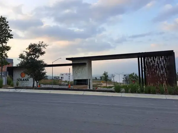 Terreno en venta en Cumbres Provenza Cerrada Lux, García — foto 2 de 4