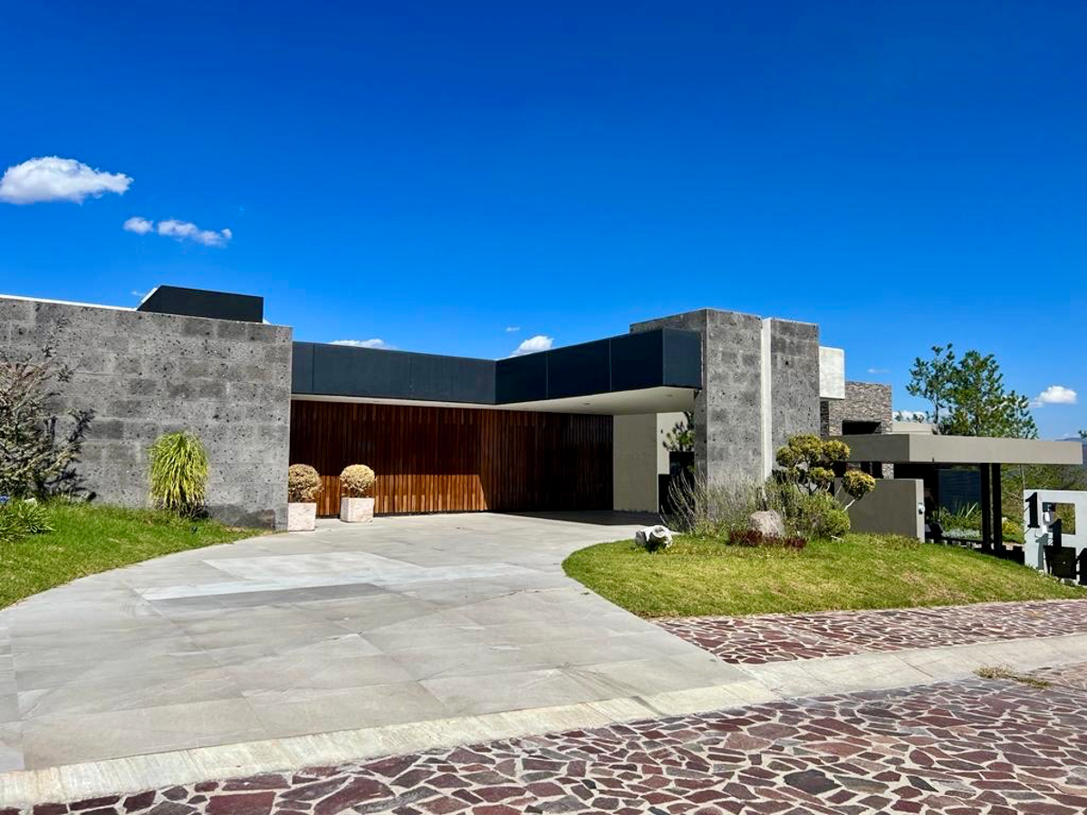 Casa en venta en Country Club Gran Jardín, León — foto 1 de 13