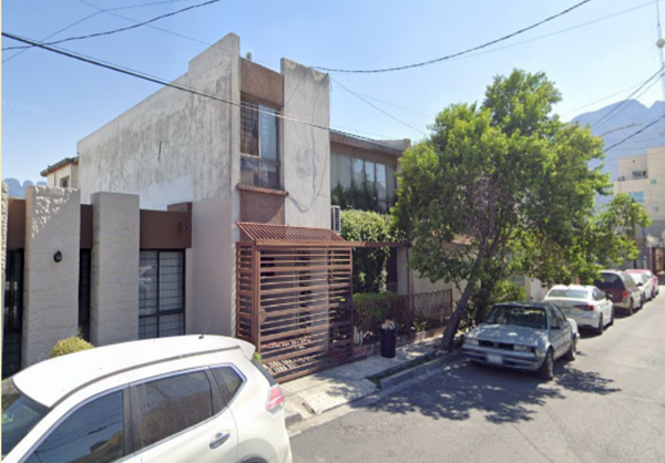 Casa en venta en Mitras Norte, Monterrey — foto 2 de 6