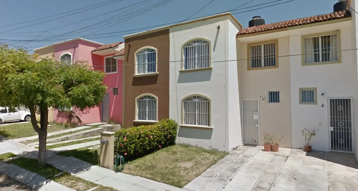 Casa en venta en Bugambilias, Villa de Álvarez — foto 1 de 12