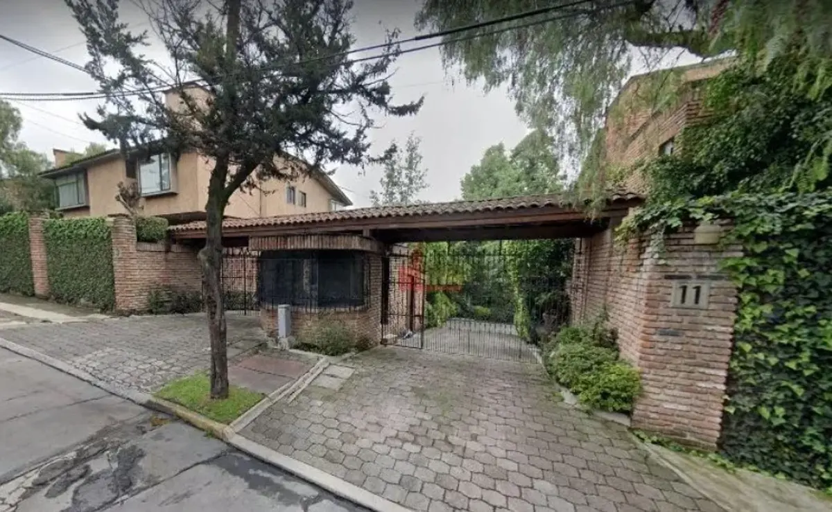 Casa en venta en Lomas de Tecamachalco, Naucalpan de Juárez — foto 1 de 2