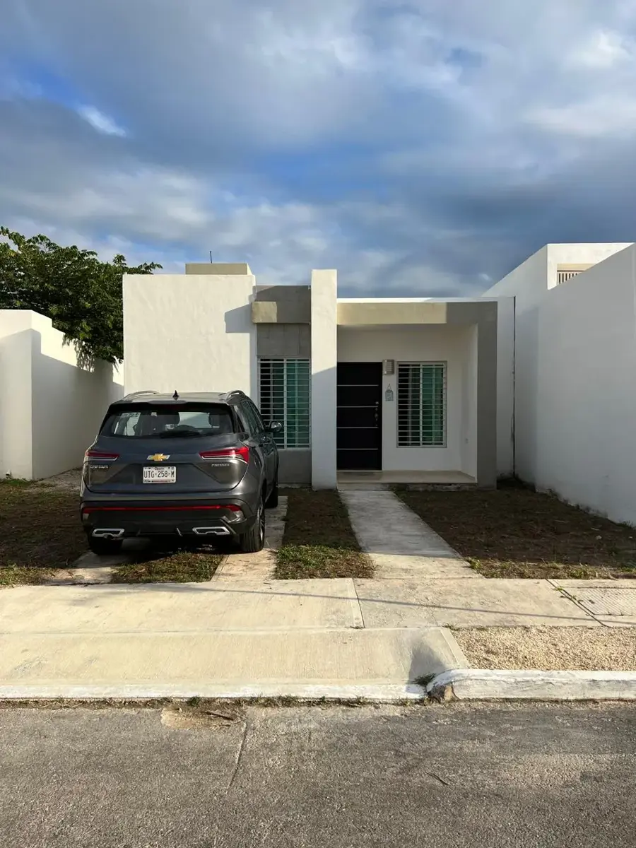 Casa en renta en Gran Santa Fe, Mérida — foto 1 de 11