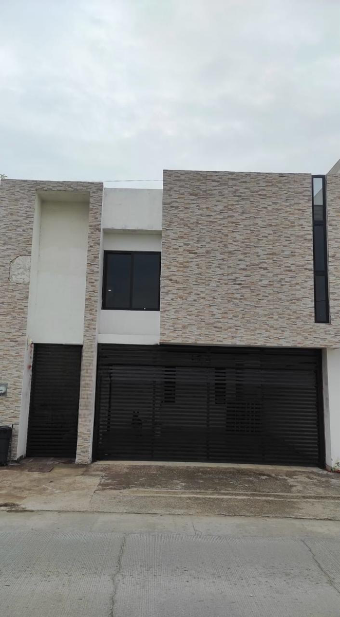 Casa en renta en Sol Campestre, Centro — foto 1 de 12