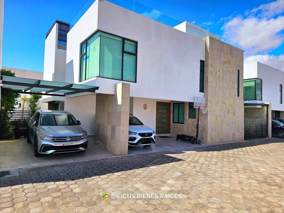 Casa en venta en Santa María, San Mateo Atenco — foto 1 de 30