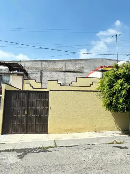 Casa en venta en Santa Cruz Buenavista, Puebla, Puebla