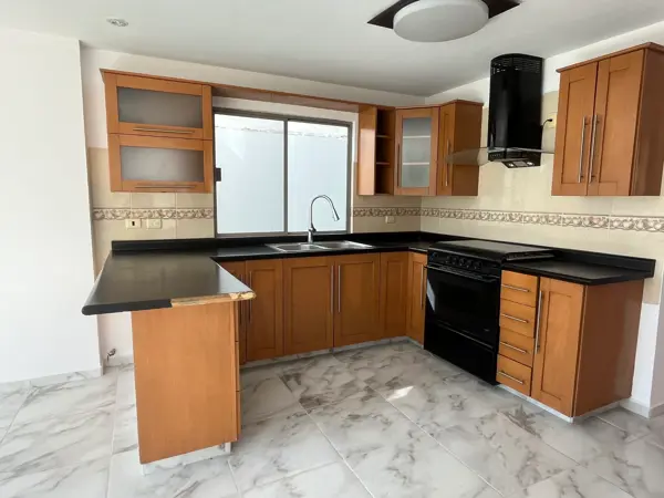 Casa en venta en Quinta Real, Saltillo — foto 3 de 22